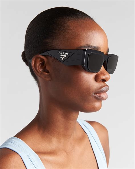 prada solbriller unisex|Women's Designer Sunglasses & Eyewear .